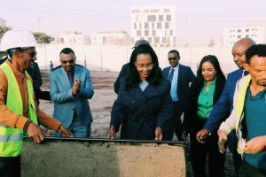 Read more about the article Mayor Launches 26,000 Residential Home Construction Using Ethiopia’s First Innovative Building Technology