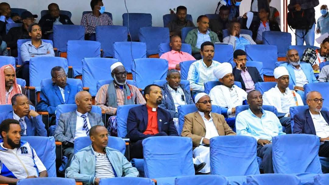 Read more about the article Komishinichi naannoo Amaaraatti namoota dhiibbaa uuman waliin mari’ataa jira