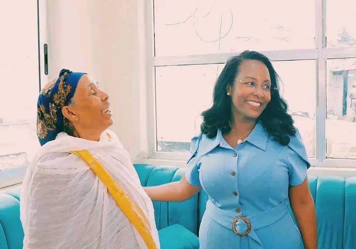 Read more about the article Kantiibaa Adaanech Abeebee manneen gandaa dullooman diignee yeroo gabaabaa keessatti gamoo ammayyaa ijaarree jiraattotaaf dabarsineerra jedhan