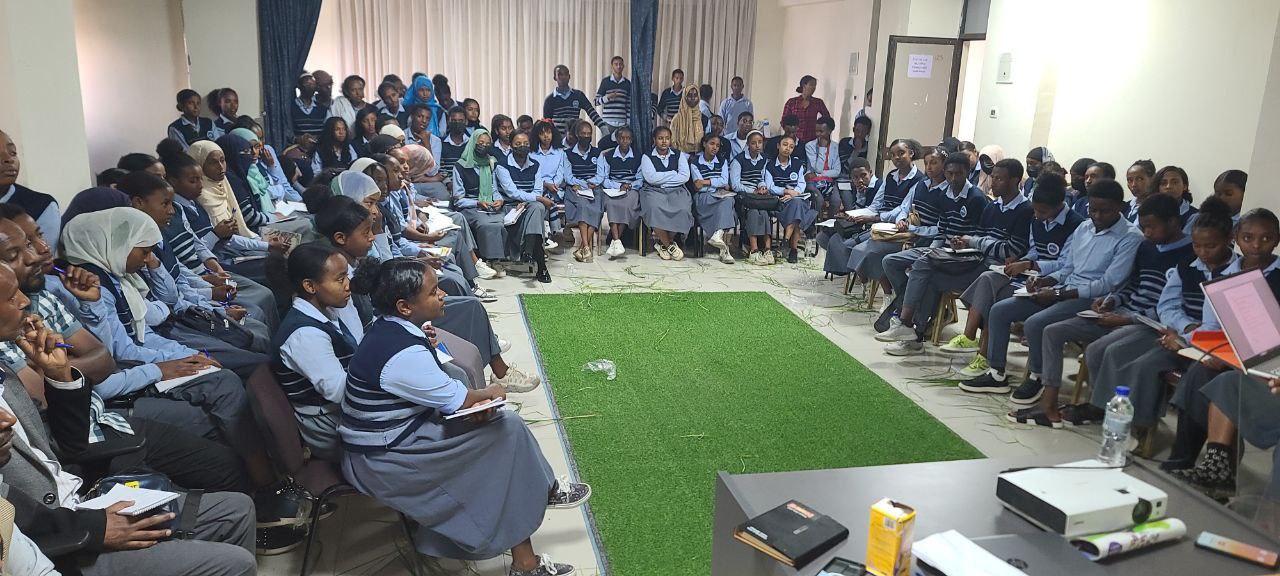 You are currently viewing AMN(Addis Media Network) Miidiyaa dhaloota kaleessa, kan har’aa fi kan boruu ta’uu isaa qabatamaan agarreerra- Barattoota