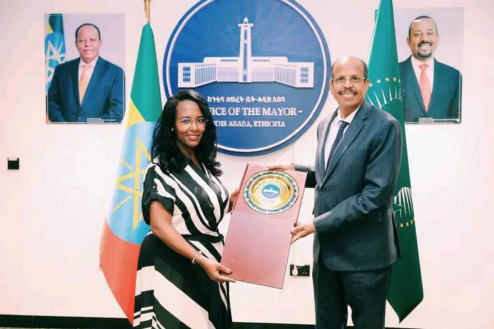 Read more about the article Kantiibaa Adaanech Abeebee Hoogganaa Komishinii Gamataa Afriikaa waliin mari’achuu ibsan