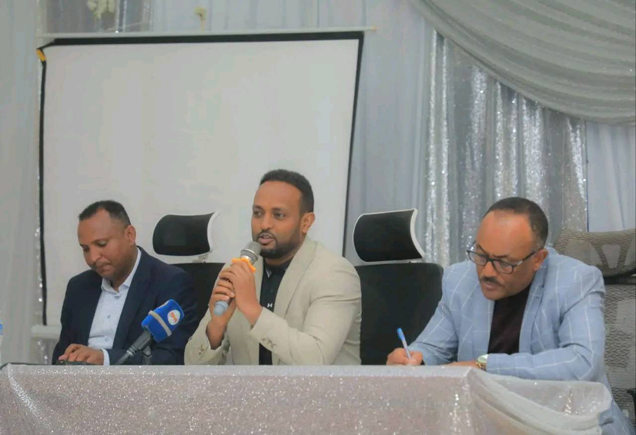 You are currently viewing Addis Miidiyaa Neetwoork raawwii hojii bara bajataa 2017 fi karoora hojii bara 2018 irratti mari’ataa jira