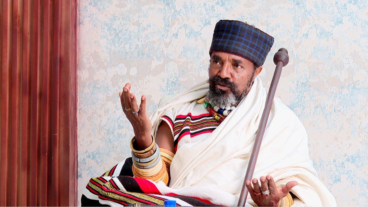 You are currently viewing ‎Irreecha: Duudhaa galataafi  Waaq-kadhaa