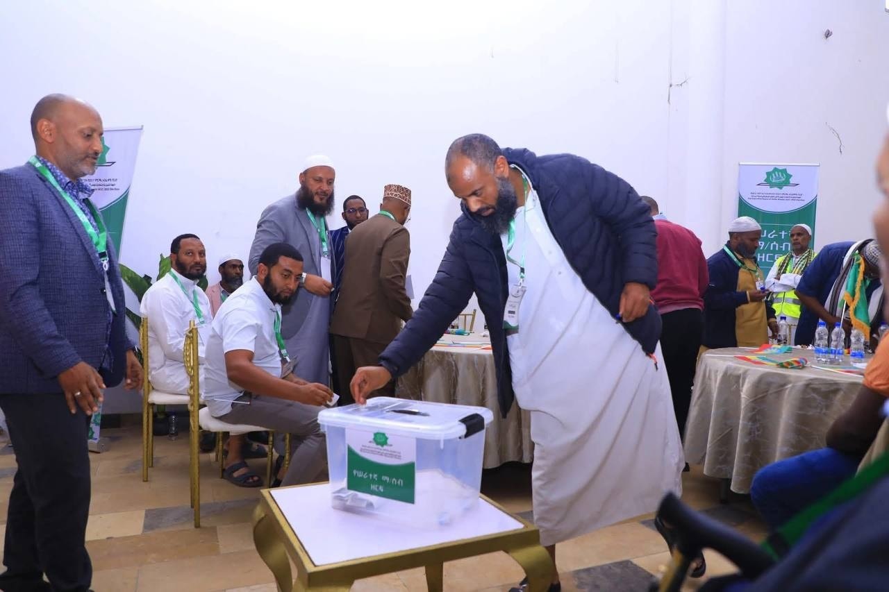 You are currently viewing Sheeh Sulxaan Amaan Eebbaa Waggoottan shanan itti aananiif Mana Maree Dhimmota Isilaamaa magaalaa Finfinnee hoogganuuf filataman
