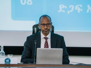 Read more about the article Hoggantoota kuma 8 ol irratti tarkaanfiin naamuusaa fudhatameera – Obbo Adam Faaraah