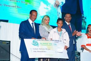Read more about the article Barattoota qormaata biyyaalessaa kutaa 12ffaa qabxii olaanaa galmeessaniif badhaasaafi beekamtiin kenname