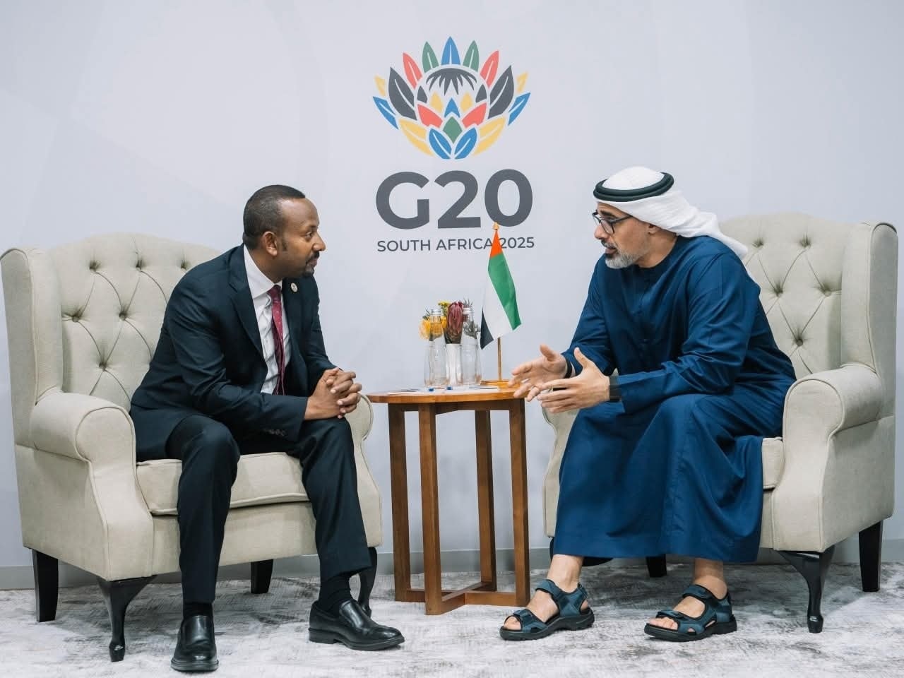 You are currently viewing Dooktar Abiyyi Mootii Abu Daabii waliin mari’atan