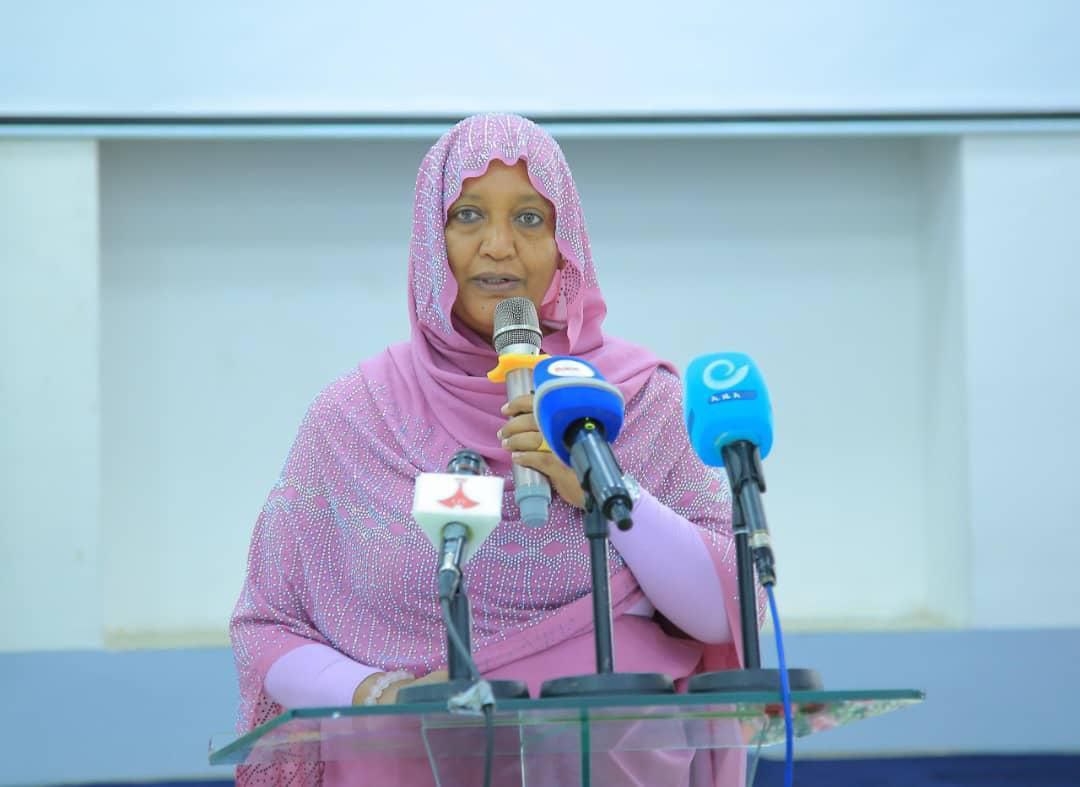 You are currently viewing Finfinneen Aadaa, Amantaafi Eenyummaa Saboota, Sablammootaafi Uummattoota Itoophiyaaf dursa ni kennit- Aadde Buzeenaa Alkadir