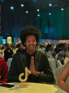 Read more about the article ‎Afaan keenyaan hojjennee addunyaarratti injifachuu ni dandeenya- Haftee Baqqalaa