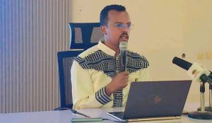 Read more about the article ‎Oromiyaatti Mariin hawaasaa mata duree “Missiraachoo Gubaa, Injiffannoowwan Mootummaa Ida’amuu jedhun taa’amaa jira.