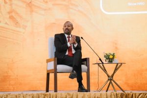 Read more about the article “AI carraa hojii namatti cufa jechuun kanneen sodaatan, ilaalcha dogoggoraa keessa jiru” – Ministira Muummee Abiyyi Ahimad (PhD)