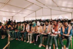 Read more about the article Kantiibaa Adaanech Abeebeen hojjettoota qaxalee guyyaa ayyaanaa hojiin dabarsan waliin laaqana qooddatan