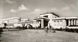 Read more about the article Hoteela Giyoon: Seenaa Waggoota 70 fi Gahee Hundeeffama Gamtaa Afrikaa