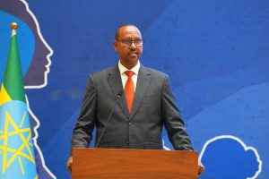 Read more about the article Dubartootni milkaa’ina filannoof ashaaraa isaanii adda durummaan kaa’uu qabu- Obbo Adam Faaraah