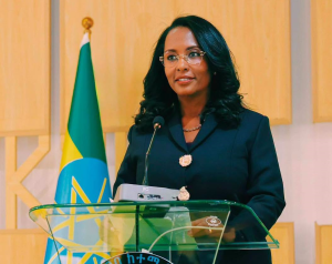Read more about the article Kan dabe qajeelchuun, waan hir’ate guutuun, uummata keenya iftoominaan ni tajaajilla – Kantiibaa Adaanech Abeebee