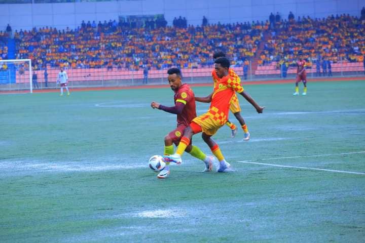 You are currently viewing በ17ኛው የአዲስ አበባ ከተማ ዋንጫ ኢትዮጵያ ቡና ሁለተኛው የፍፃሜ ተፋላሚ መሆኑን አረጋግጧል