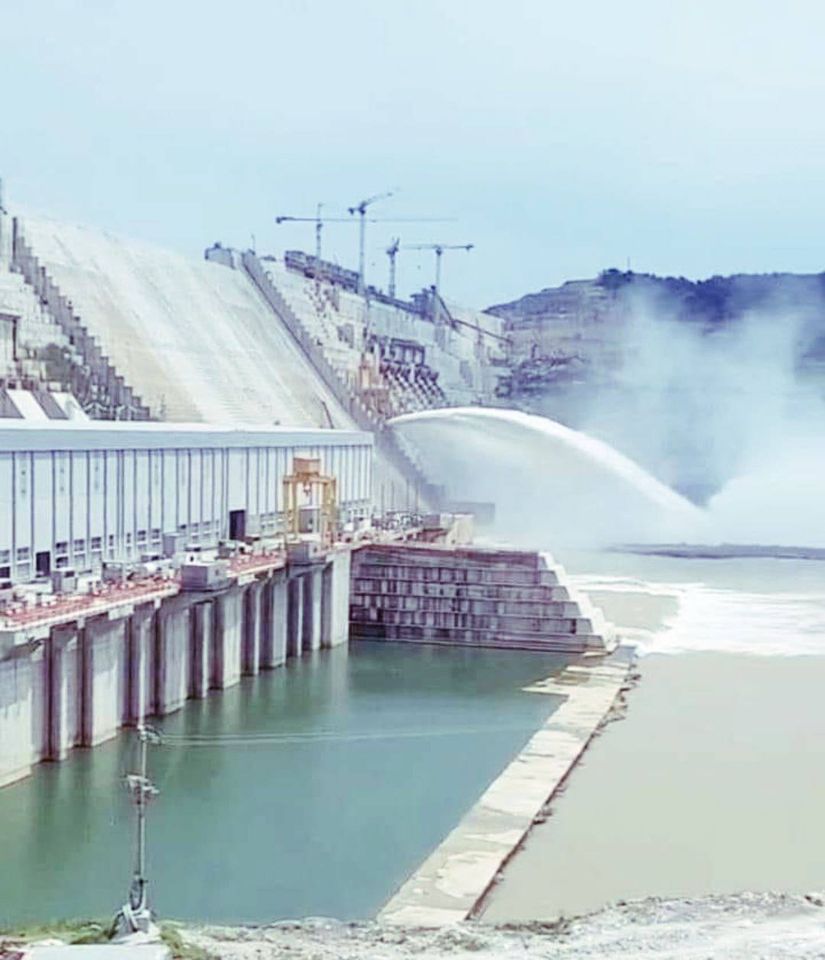You are currently viewing የታላቁ ህዳሴ ግድብ ግንባታ አሁን የደረሰበት ደረጃ እናደርጋለን ያልነዉን ፈጽመን ለዓለም ያሳየንበት ትልቁ ፕሮጀክታችን ነዉ-ፕሮፌሰር መኮንን አያና