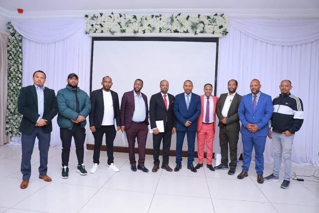 Read more about the article በደርባን የሚኖሩ የዳያስፖራ አባላት ለ’ጽዱ ኢትዮጵያ’ ፕሮጀክት ከ410ሺ የደቡብ አፍሪካ ራንድ በላይ ድጋፍ አደረጉ