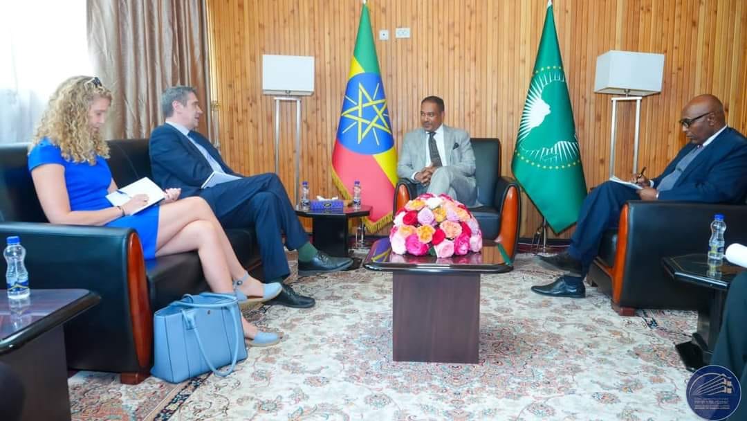 Read more about the article አምባሳደር ምስጋኑ አርጋ በኢትዮጵያ ከሚገኙት የፈረንሳይ እና የእንግሊዝ ኤምባሲ ኃላፊዎች ጋር ተወያዩ