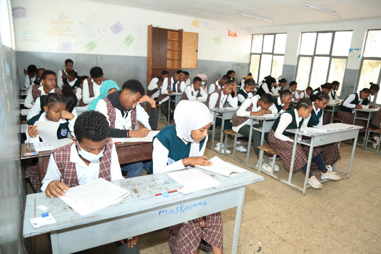 Read more about the article በአዲስ አበባ የ8ኛ ክፍል ከተማ አቀፍ ፈተና መሰጠት ጀመረ