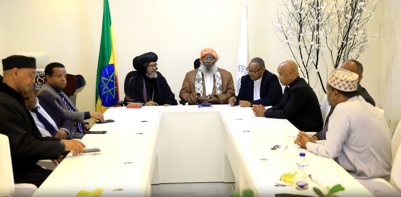 Read more about the article ኢትዮጵያውያን ለዘመናት ጠብቀው ያቆዩትን የአብሮነት እሴት በማጎልበት ለሰላም ሊተጉ ይገባል – የሀይማኖት አባቶች