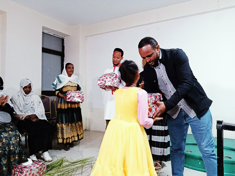 Read more about the article አዲስ ሚዲያ ኔትወርክ በመረጃ የበለፀገ ማኅበረሰብን ከመፍጠር ባሻገር ማኅበራዊ ኃላፊነቱን እየተወጣ ነው – አቶ ካሣሁን ጎንፋ