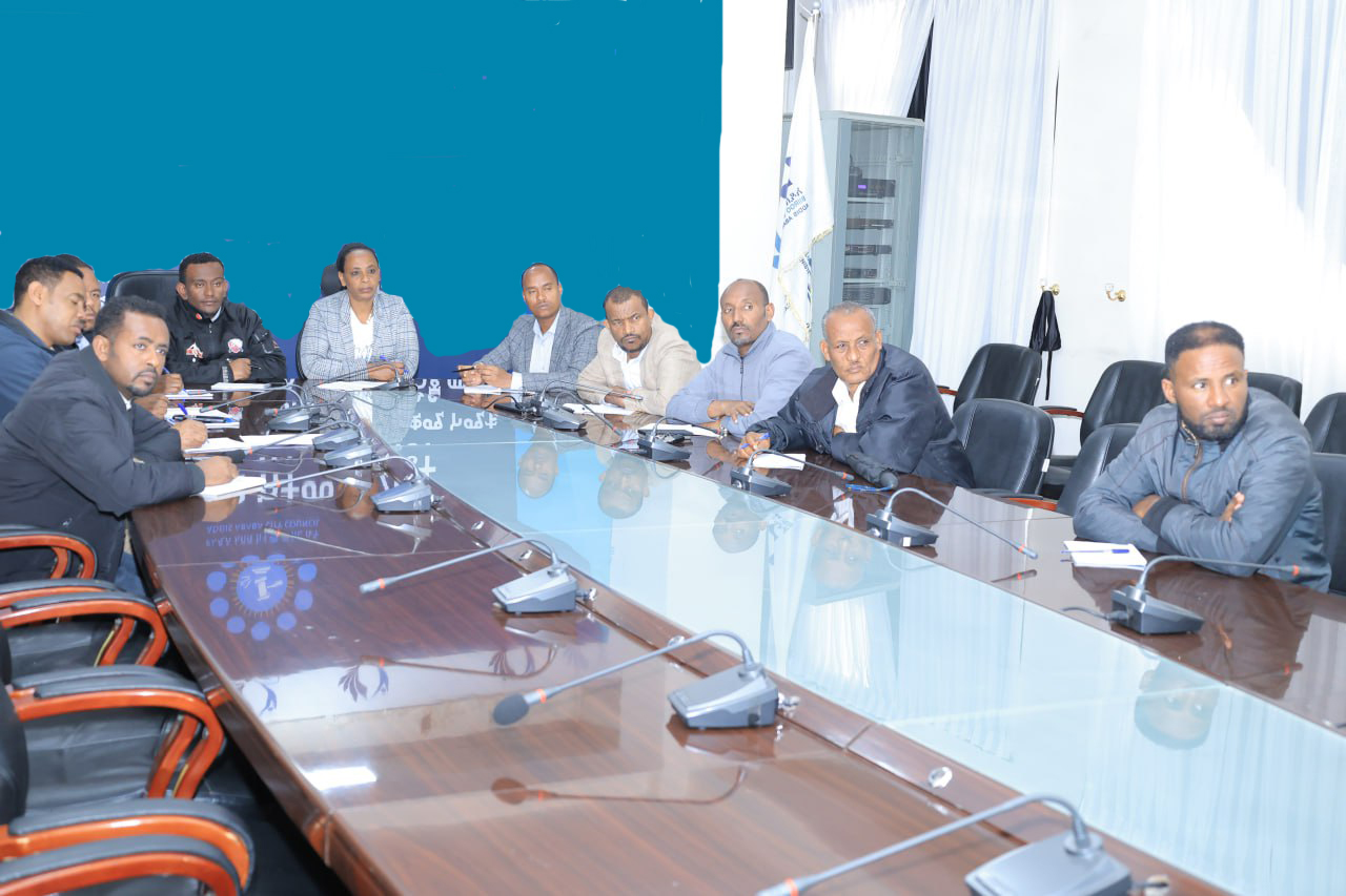 Read more about the article በፍጥነት ወደ ግንባታ በመግባት መምህራን የቤት ባለቤት እንዲሆኑ ሁሉም ኃላፊነቱን በአግባቡ ሊወጣ ይገባል ተባለ