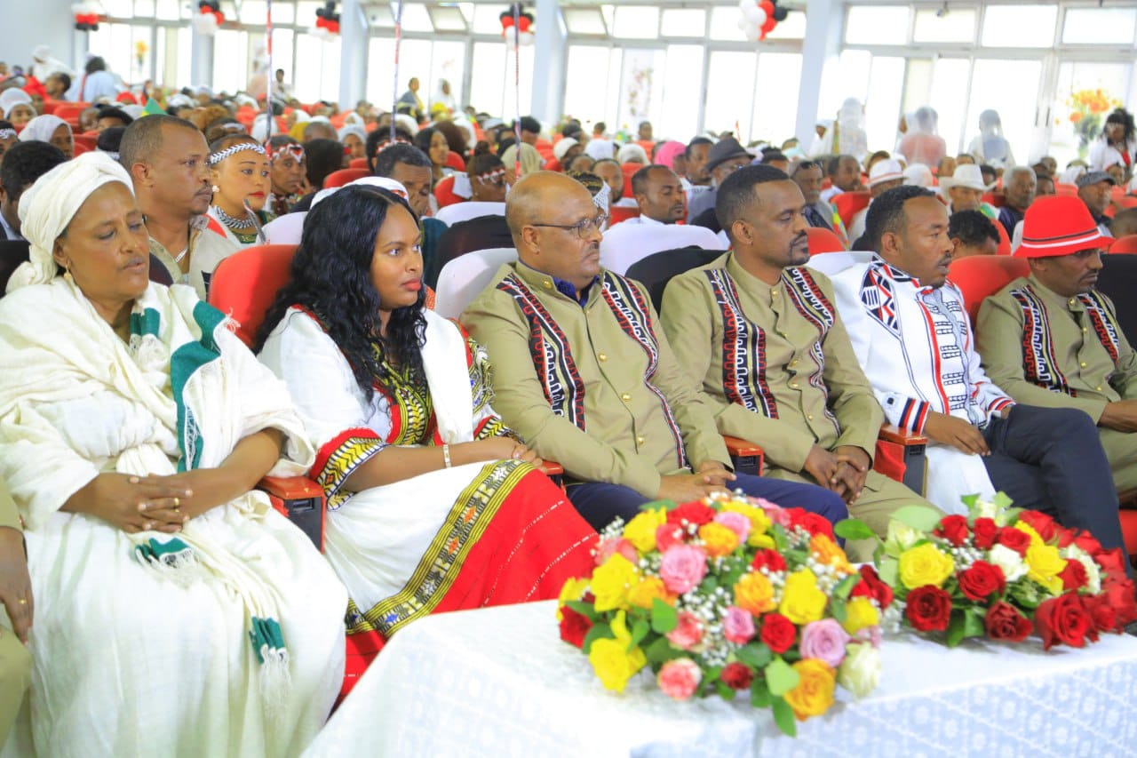 Read more about the article ኢሬቻ የምስጋና ብቻ ሳይሆን ፍቅር ሠላምና አንድነት የሚሠበክበት በዓል ነው-አቶ ማሾ ኦላና
