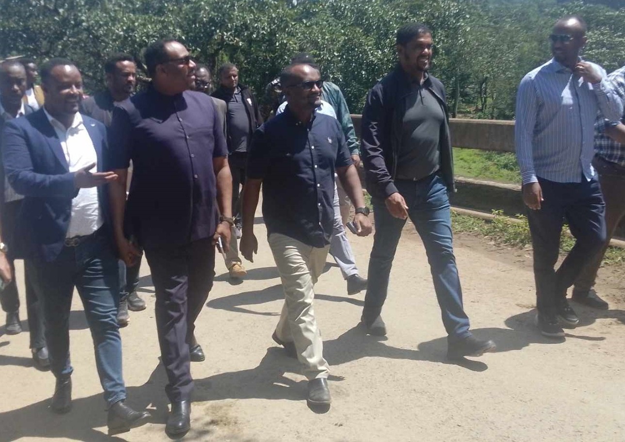 Read more about the article አቶ ሽመልስ አብዲሳ በጅማ ዞን የተለያዩ የልማት ስራዎችን እየጎበኙ ነው