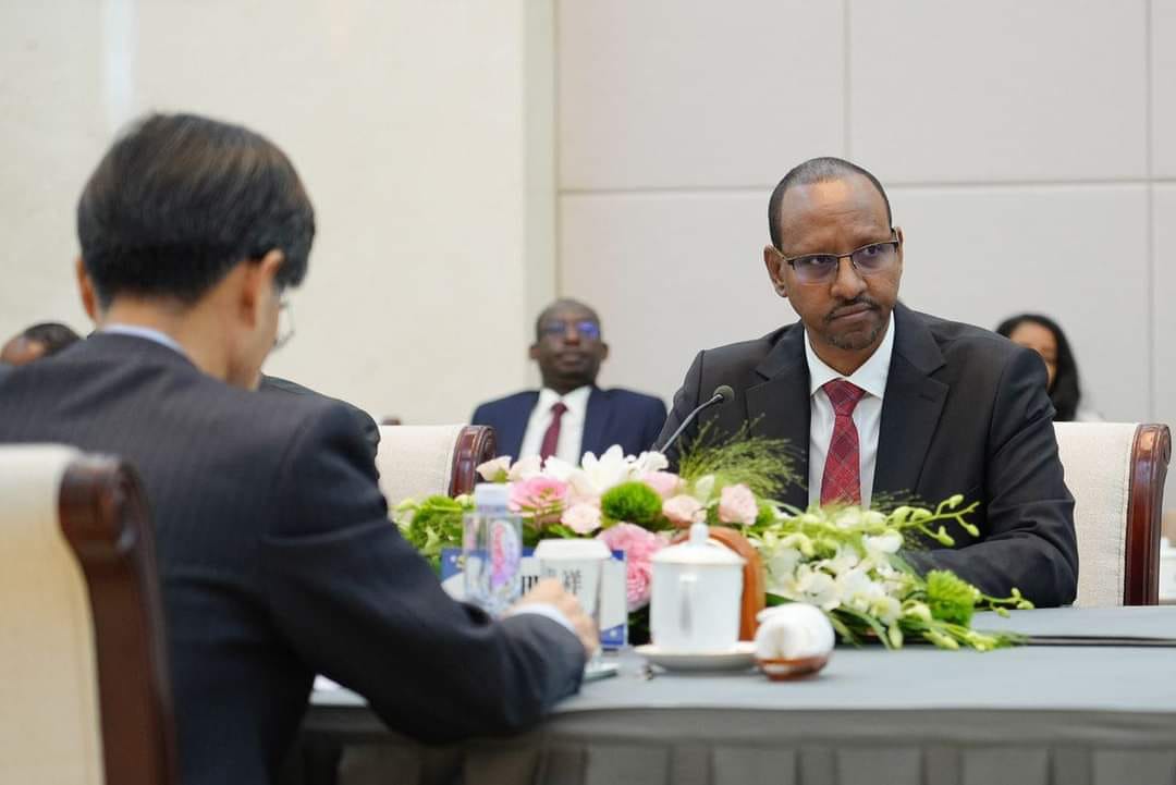 Read more about the article ለይፋዊ የስራ ጉብኝት ቻይና የሚገኘው የብልጽግና ፓርቲ ከፍተኛ የልዑካን ቡድን የቻይና ኮሚኒስት ፓርቲ የዓለም አቀፍ ግንኙነት ዲፓርትመንት ጋር ተወያየ