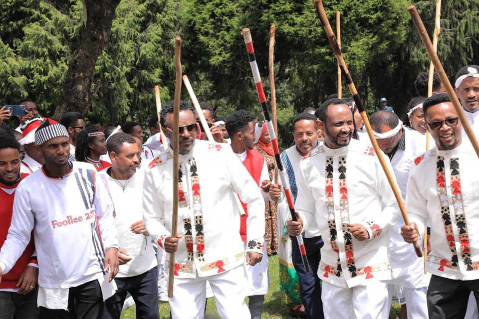 Read more about the article ኢሬቻ የእርቅና የወንድማማችነት ተምሳሌት ነው- የበዓሉ ተሳታፊዎች