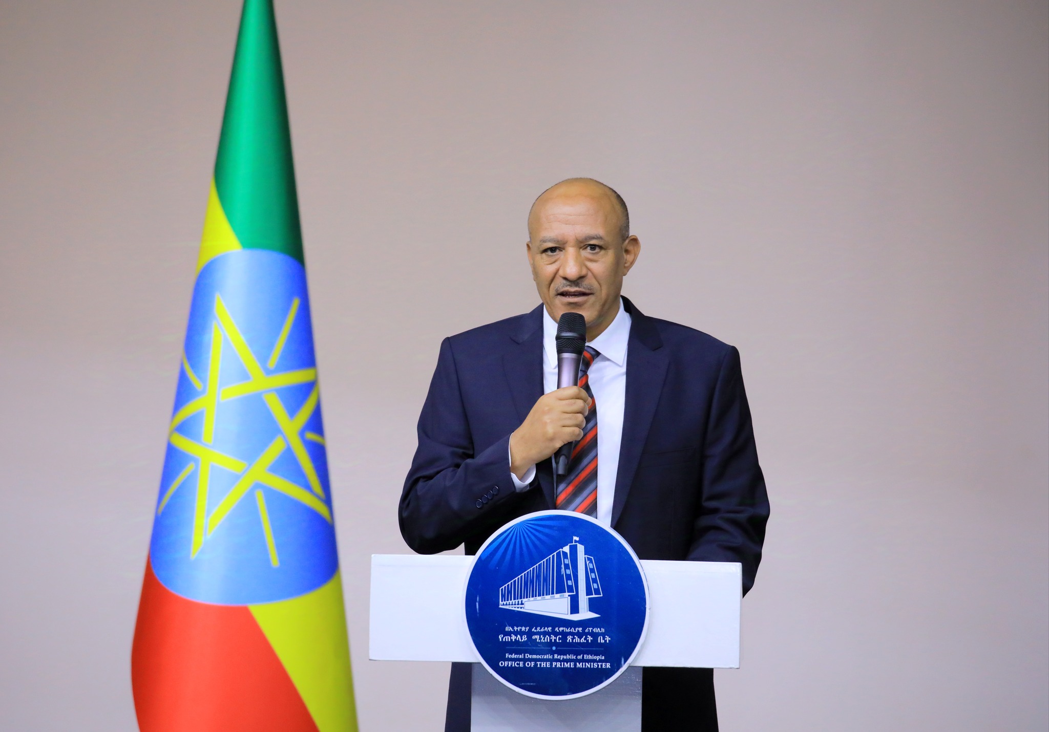 Read more about the article የመንግስት ተቋማትን የመጀመሪያ ሩብ አመት የ100 ቀናት የሪፎርም እና ዋና ዋና የኢኮኖሚ ዕቅድ አፈጻጸም ዛሬ መገምገም ጀምረናል-ምክትል ጠቅላይ ሚኒስትር ተመስገን ጥሩነህ
