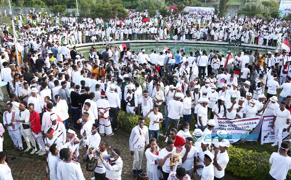 Read more about the article ኢሬቻ የሰላም ፣ የእርቅ እና የወንድማማችነት ተምሳሌት ነዉ፡- የመንግስት ኮሙኒኬሽን አገልግሎት