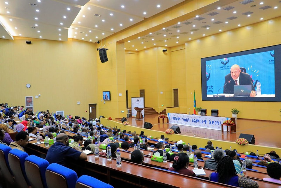 Read more about the article ኢትዮጵያ የፀጥታ እና የደህንነት ተቋማትን እምርታ በማረጋገጥ ላይ ናት-ምክትል ጠቅላይ ሚንስትር ተመስገን ጥሩነህ