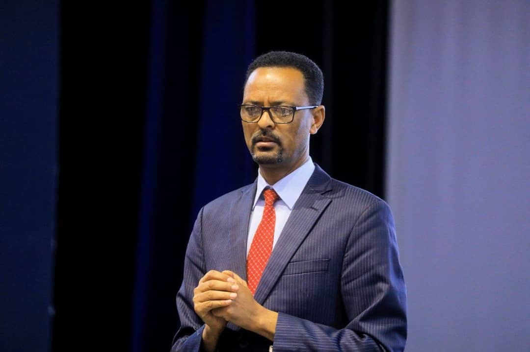 Read more about the article እንደ ሃገር የተመዘገበውን ውጤት የበለጠ ለማስቀጠል የመንግስትና የፓርቲ ተግባራትን አቀናጅቶ መስራት ያስፈልጋል-አቶ አለማየሁ እጅጉ