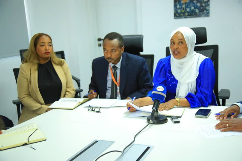 Read more about the article የአዲስ አበባ ቤቶች ልማት ኮርፖሬሽን እቅዶችን ለማሳካት የሰራቸዉ ተግባራት የሚበረታቱ መሆናቸው ተገለጸ
