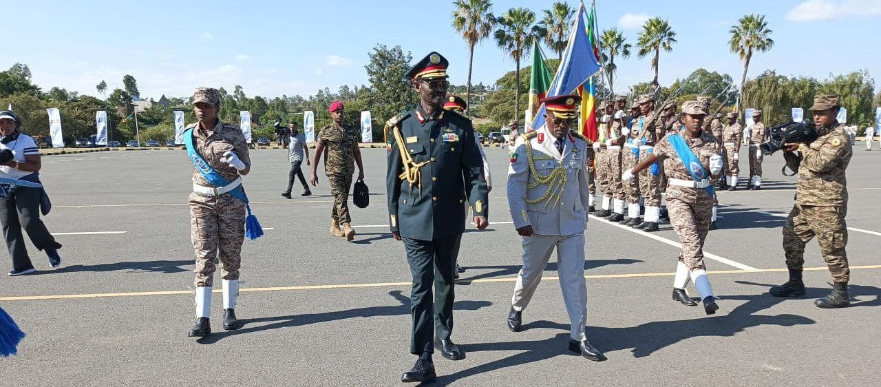 Read more about the article የኢፌዴሪ አየር ኃይል አብራሪዎችን፣ ቴክኒሻኖችንና ዕጩ መኮንኖችን አስመረቀ