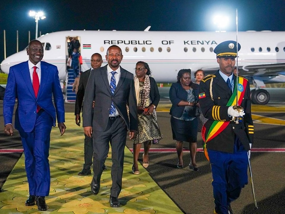 Read more about the article ፕሬዚዳንት ዊልያም ሩቶ አዲስ አበባ ገቡ
