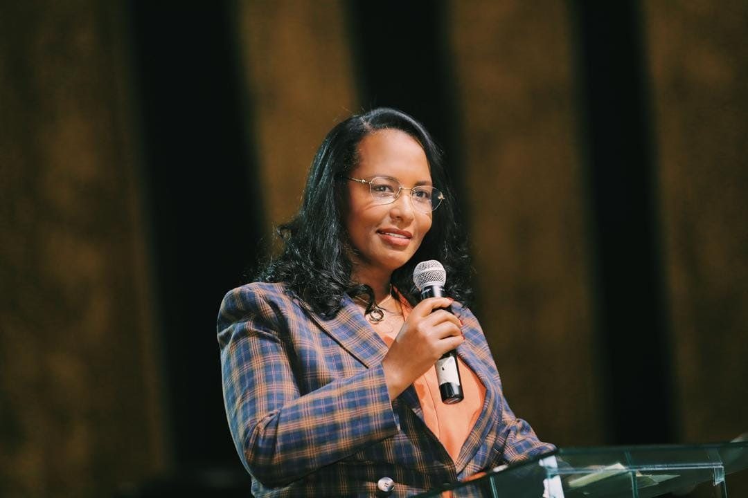 Read more about the article የሰላምና ጸጥታ አገልግሎት ለዜጎች በሰላም ወጥቶ መግባት ዋስትናና መሰረት በመሆኑ ትልቅ ክብር እንሰጣለን ፡-ከንቲባ አዳነች አቤቤ