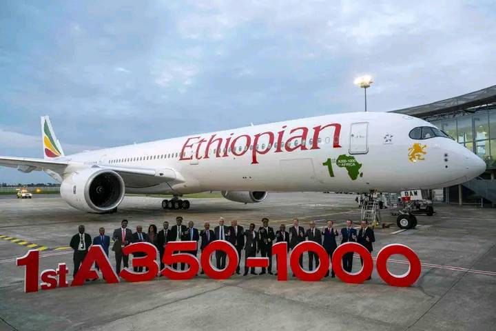 Read more about the article የኢትዮጵያ አየር መንገድ ኤር ባስ A350-1000 አውሮፕላንን ተረከበ