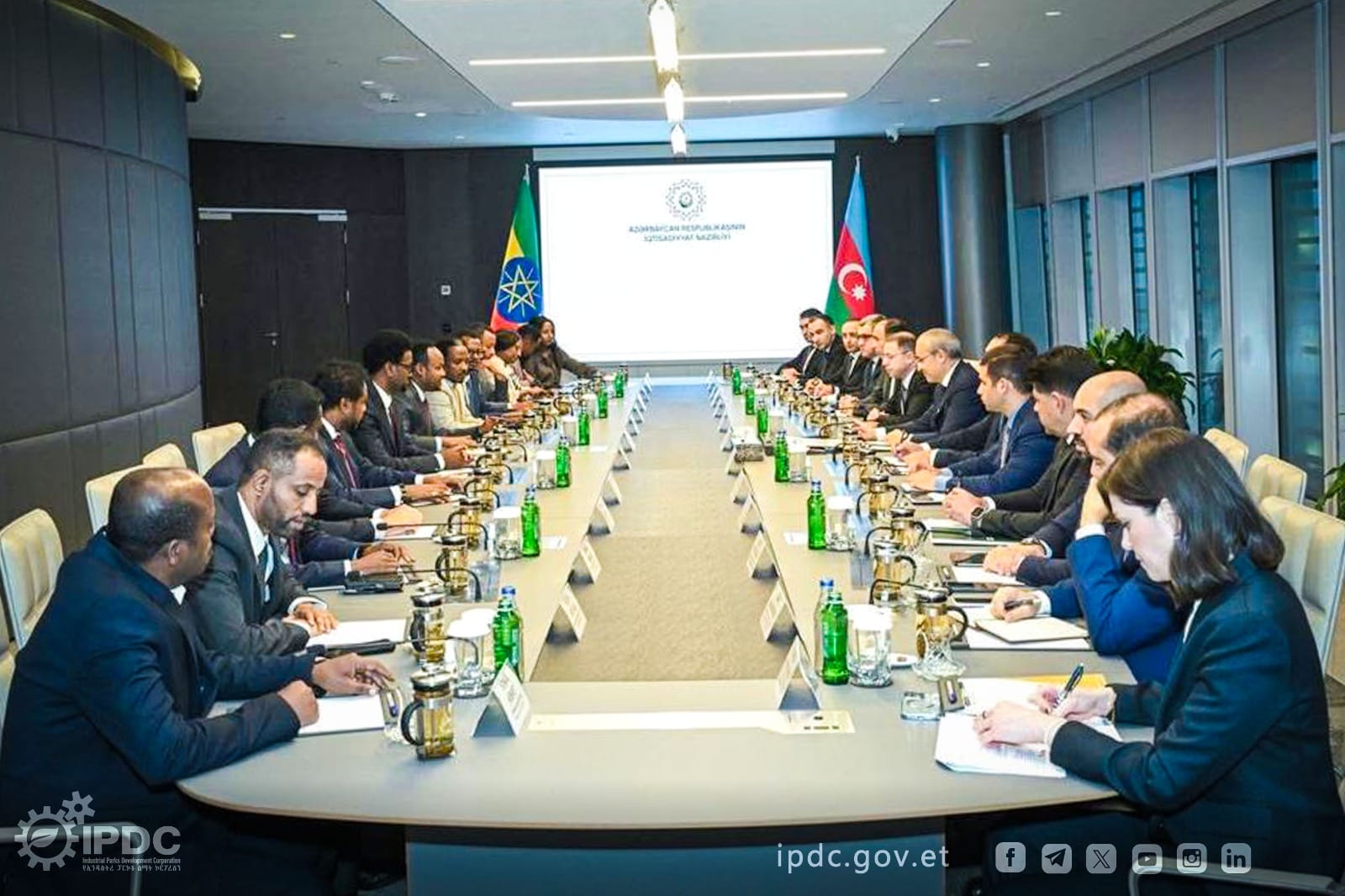Read more about the article የድሬዳዋ ነፃ ንግድ ቀጣና እና የአዘርባጃኑ አላት ነፃ የንግድ ቀጣና በትብብር ለመስራት ተስማሙ