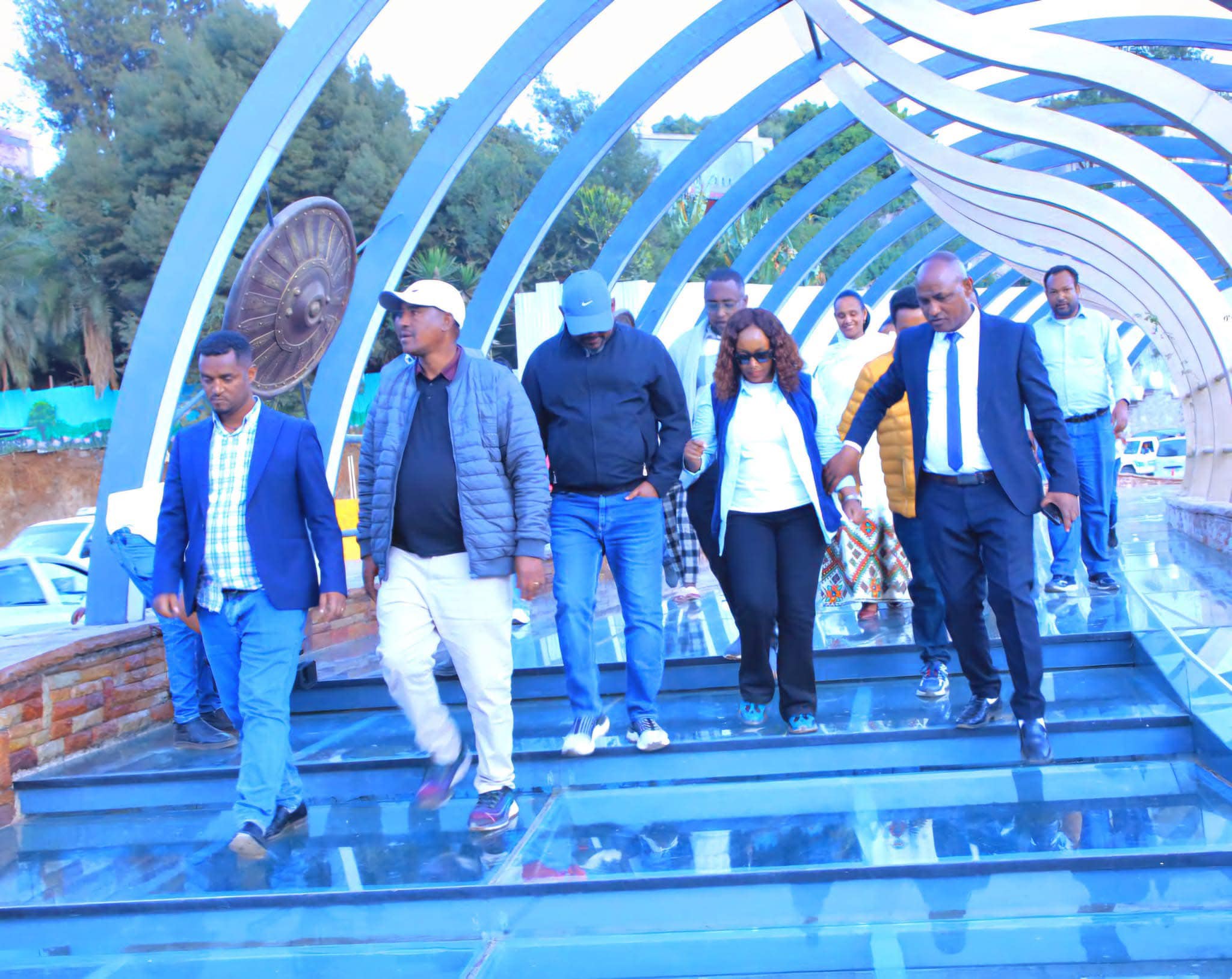 Read more about the article የፌዴራል ሱፐርቪዥን ቡድን በአራዳ ክፍለ ከተማ አራት ኪሎና ፒያሳ አካባቢ የተገነባውን የኮሪደርና የወንዝ ዳርቻ ልማት ተዘዋውረው ጎበኘ