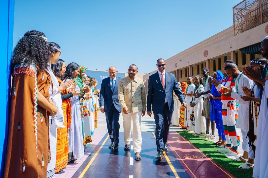 Read more about the article በተወረወሩብን የዕንቅፋት ድንጋዮች ኢትዮጵያን ገንብተንበታል – ምክትል ጠቅላይ ሚኒስትር ተመስገን ጥሩነህ