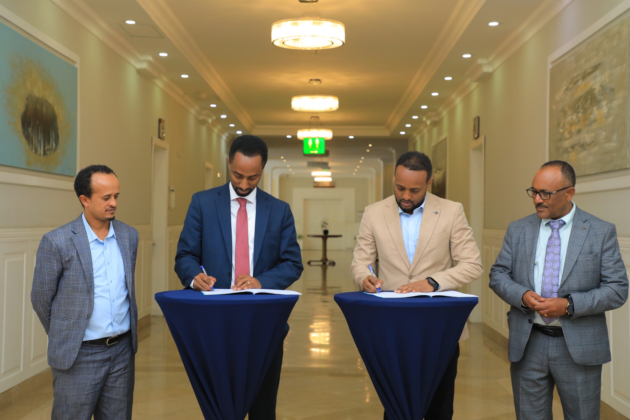Read more about the article የኢንፎርሜሽን መረብ ደኅንነት አስተዳደር ኤ ኤም ኤን የጀመረውን ሪፎርም እየደገፈ በመሆኑ ሊመሰገን ይገባል – አቶ ካሣሁን ጎንፋ