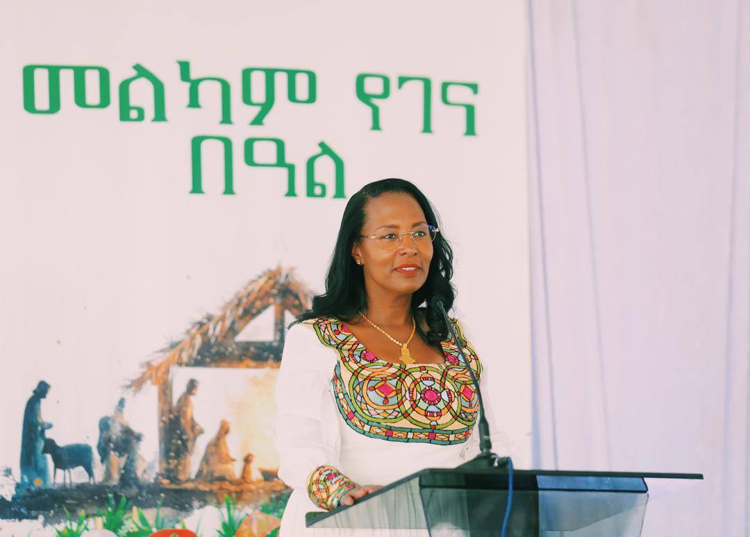 Read more about the article ከንቲባ አዳነች አቤቤ የኢየሱስ ክርስቶስ የልደት በዓልን ከሁለተኛው ምዕራፍ የኮሪደር ልማት ሰራተኞች ጋር አከበሩ