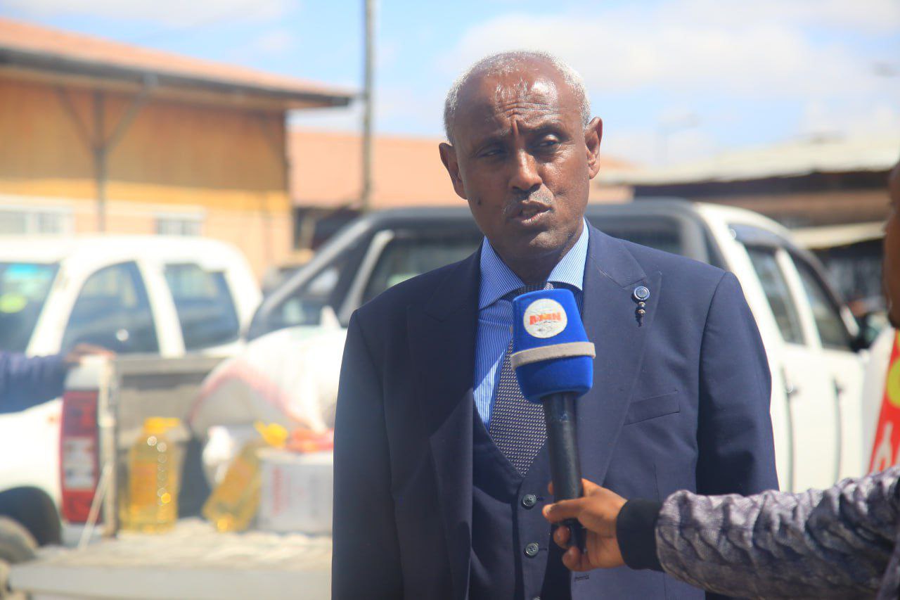 Read more about the article ተቋማት የመደጋገፍና የመረዳዳት እሴቶችን በማጠናከር ባህል ሊያደርጉት ይገባል፦አቶ ዳኘው ገብሩ