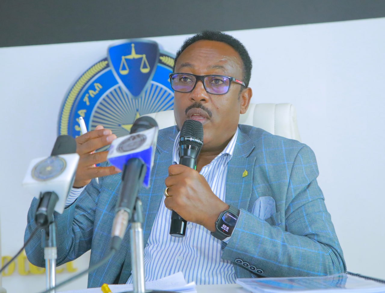 Read more about the article በግማሽ ዓመቱ ከ 3 ነጥብ 5 ቢሊዮን ብር በላይ የዋጋ ግምት ያላቸው የኮንትሮባንድ ዕቃዎች በቁጥጥር ሥር ውለዋል