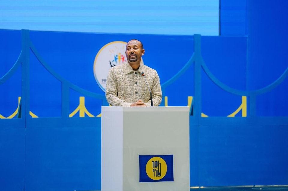 Read more about the article “በኢትዮጵያ የፓርቲዎች ጉባኤ ታሪክ መላው የኢትዮጵያ ብሔር ብሔረሰቦች ተወካይ ኖሮት የሚካሄድ ጉባኤ የብልጽግና ጉባኤ ብቻ ነው”- ዐቢይ አሕመድ (ዶ/ር)