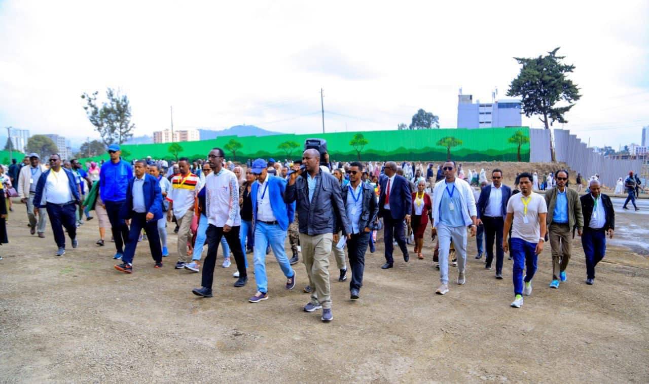 Read more about the article በአዲስ አበባ የተተገበረው የኢኮኖሚ ሪፎርም በተሞክሮነት የሚወሰድ ነው- የብልጽግና ፓርቲ ከፍተኛ አመራሮች