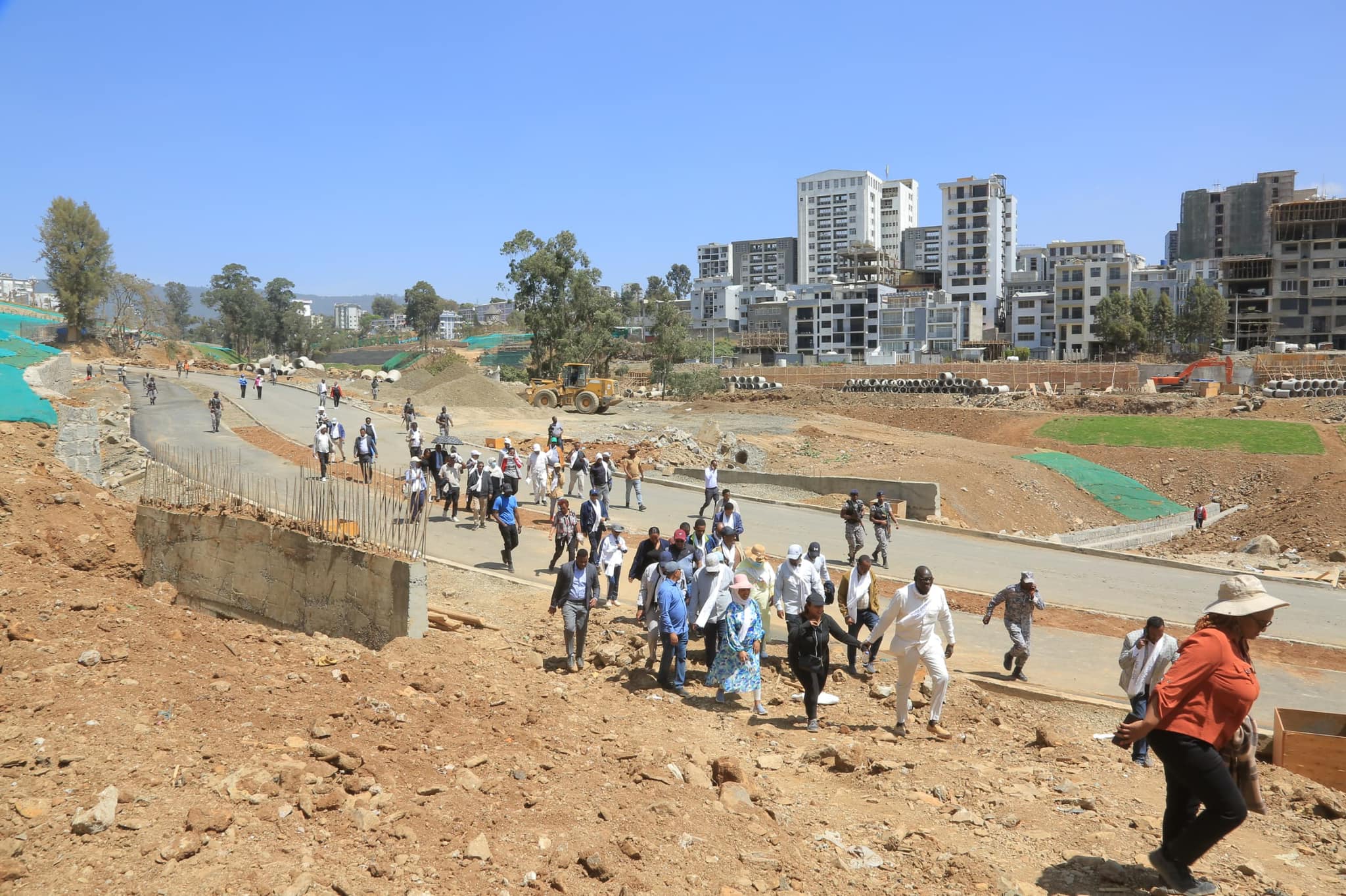 Read more about the article በመዲናዋ እየተካሔዱ ያሉ የልማት ሥራዎች የከተማ አስተዳደሩ በጀት በትክክል ልማት ላይ ለመዋሉ ማሳያ ናቸው- የምክር ቤት አባላት